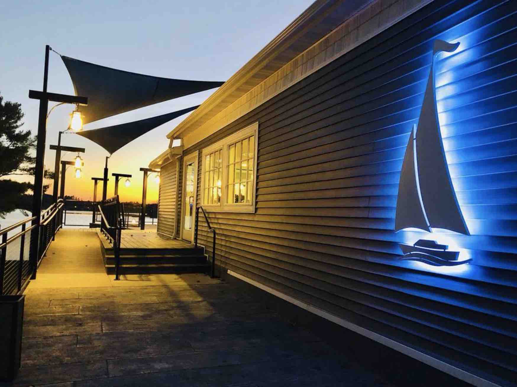Lake House Grill & Bar